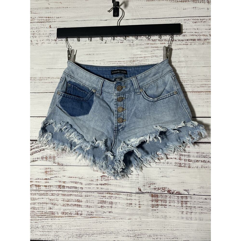 Sincerely Jules Size 3/26 Cut Off Shorts